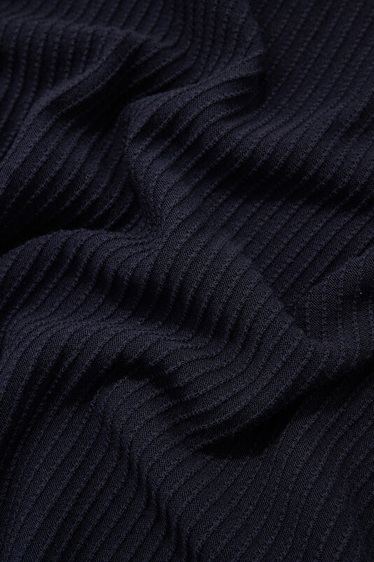 NAVY BLUE POLO NECK TRICOT 4
