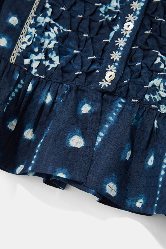 BLUE BLOUSE 4