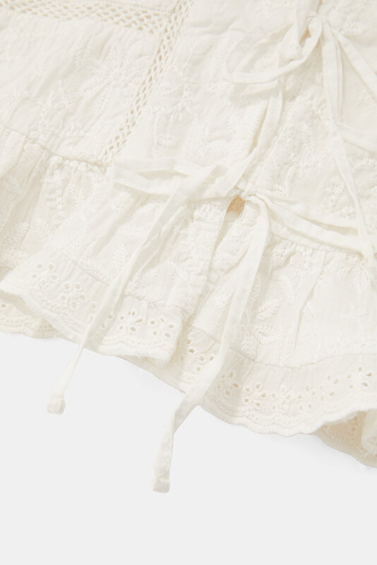 WHITE BLOUSE 4