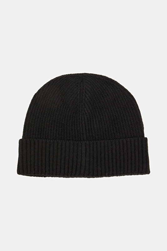 BLACK BERET