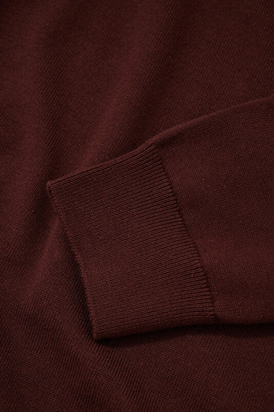 MAROON POLO NECK TRICOT 4