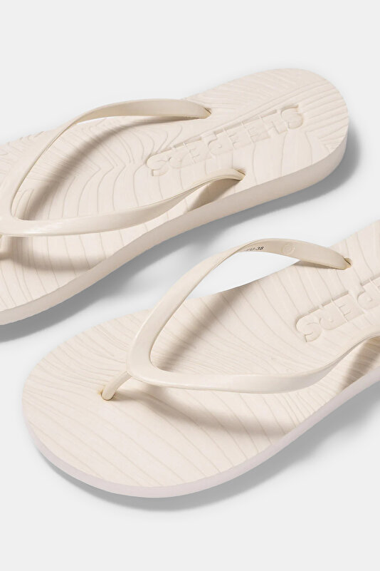 CREAM SLIPPER 3