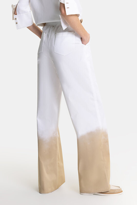 WHITE PRINTED STRAIGHT CUT TROUSERS 3
