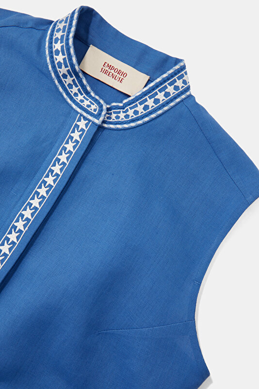 BLUE BLOUSE 3