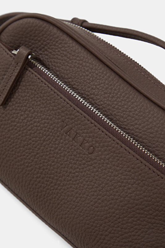 BROWN MONOGRAM LEATHER BAG 4