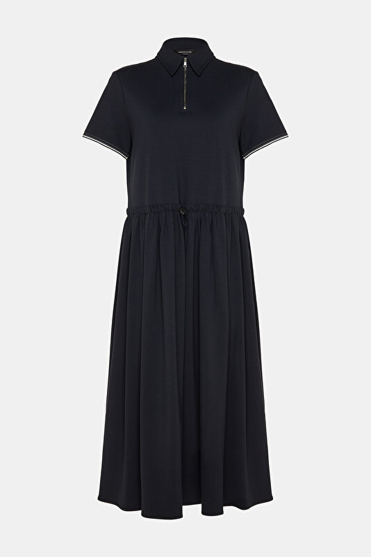WHITE SHORT SLEEVE BELOW THE KNEE DRESS