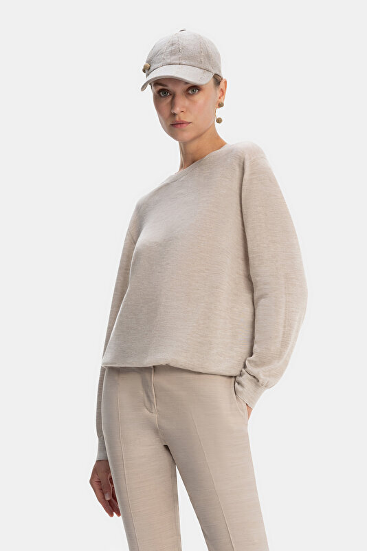 ECRU BASIC / ROUND NECKLINE TRICOT