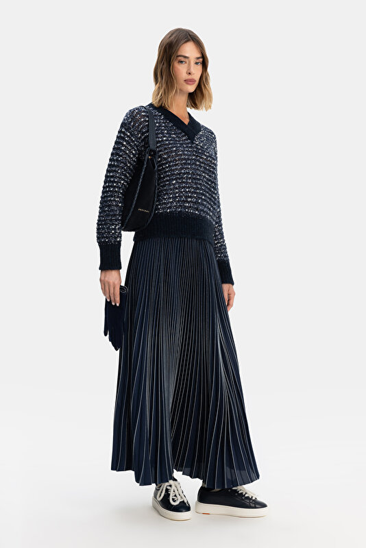 NAVY BLUE PLISSE SKIRT