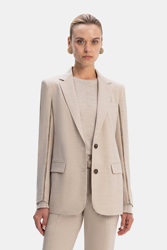ECRU SURPLICE NECKLINE (CROSS-OVER NECKLINE) JACKET