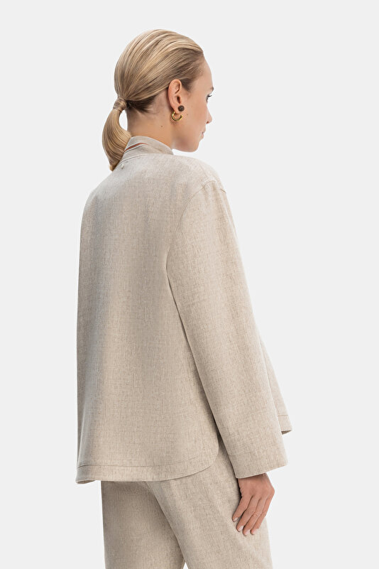 BEIGE UPRIGHT COLLAR JACKET 2