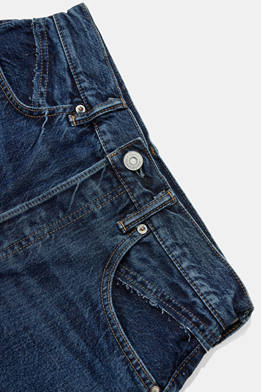 DARK BLUE SHORTS 3