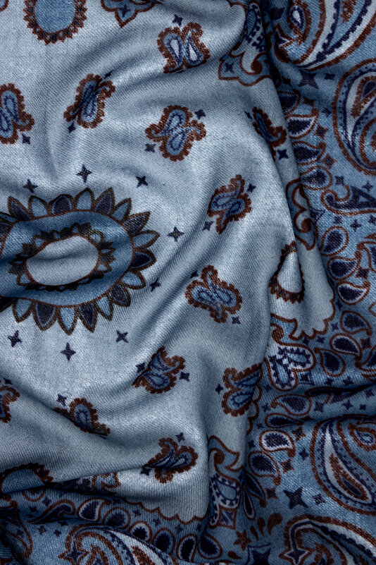 NAVY BLUE PAISLEY PATTERNED MODAL/WOOL SHAWL 4