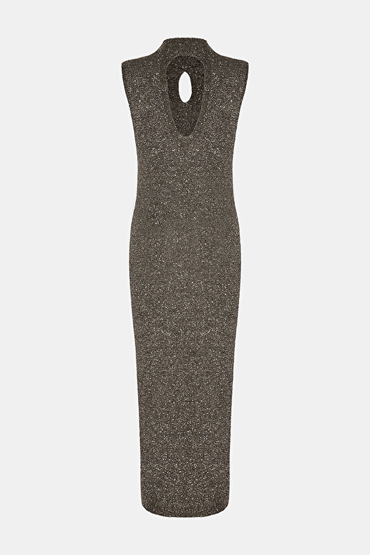 SILVER SLEEVELESS DRESS 2
