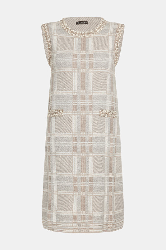 BEIGE SLEEVELESS ABOVE THE KNEE DRESS