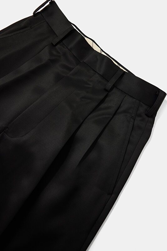 BLACK TROUSERS 3