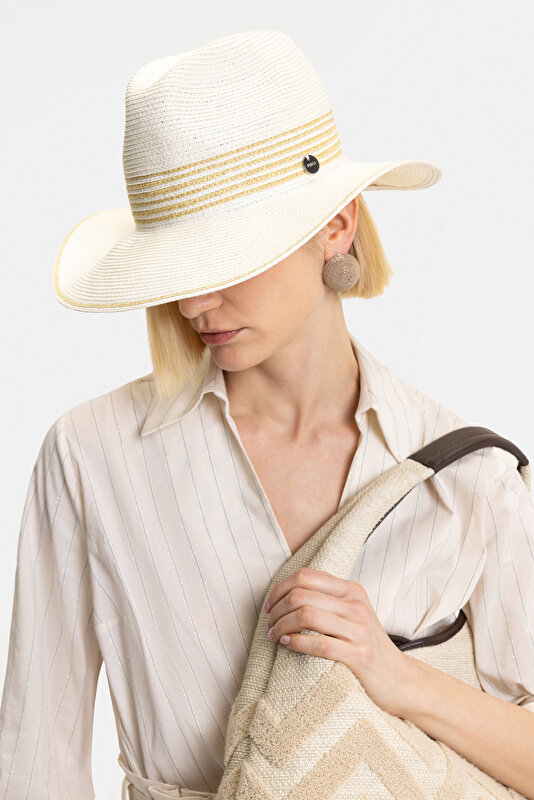 NATÜREL-BEYAZ ŞAPKA