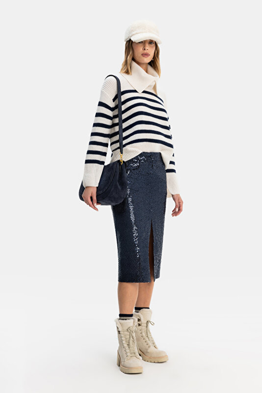 NAVY BLUE UPRIGHT COLLAR TRICOT 4