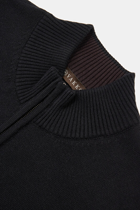 BLACK 1/2 TURTLENECK TRICOT 3