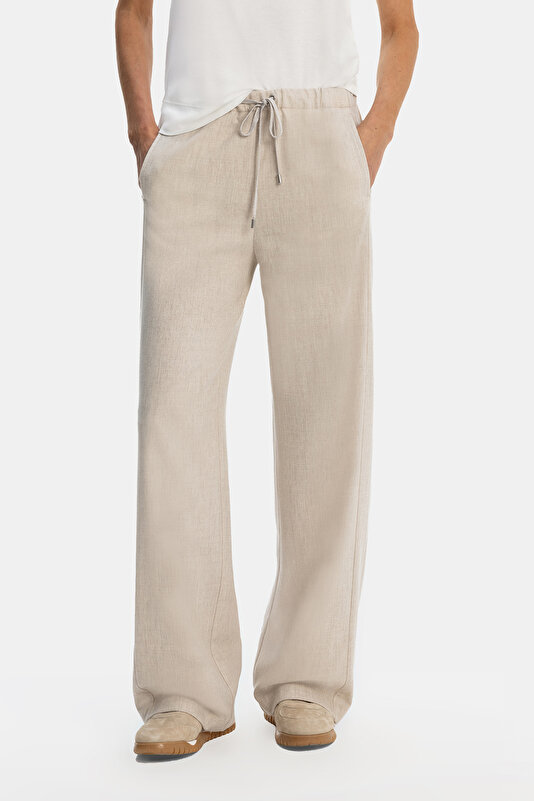 BEIGE STRAIGHT CUT TROUSERS 2