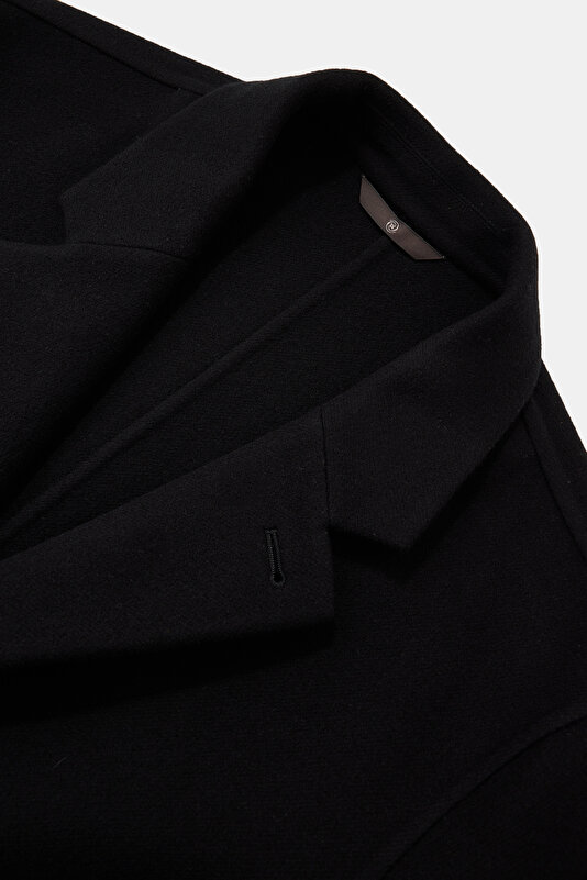 BLACK JACKET 3