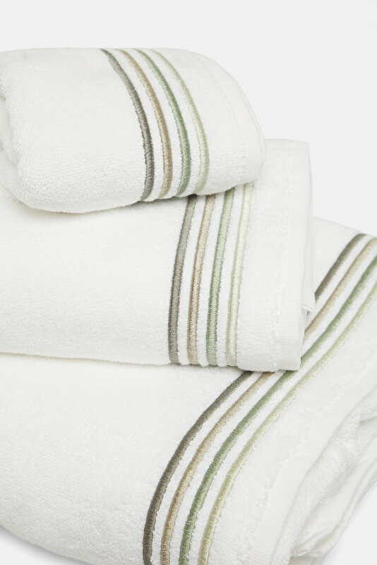 TOWEL 2