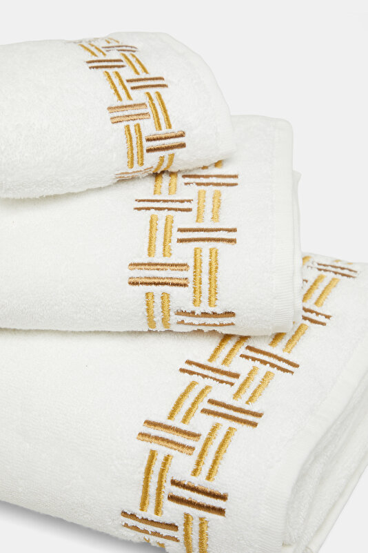 TOWEL 2