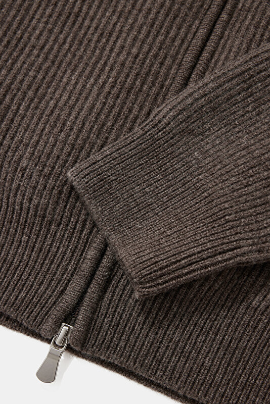 BROWN TRICOT 4
