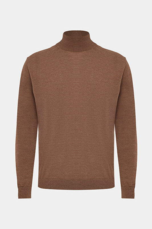 TAN 1/2 TURTLENECK TRICOT