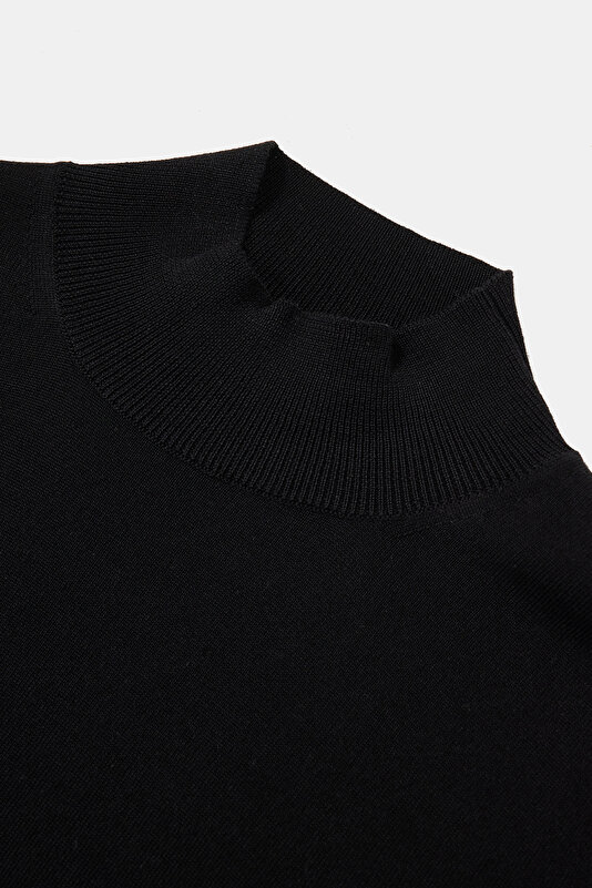 BLACK 1/2 TURTLENECK TRICOT 3