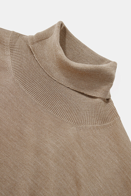 CAMEL TURTLENECK TRICOT 3