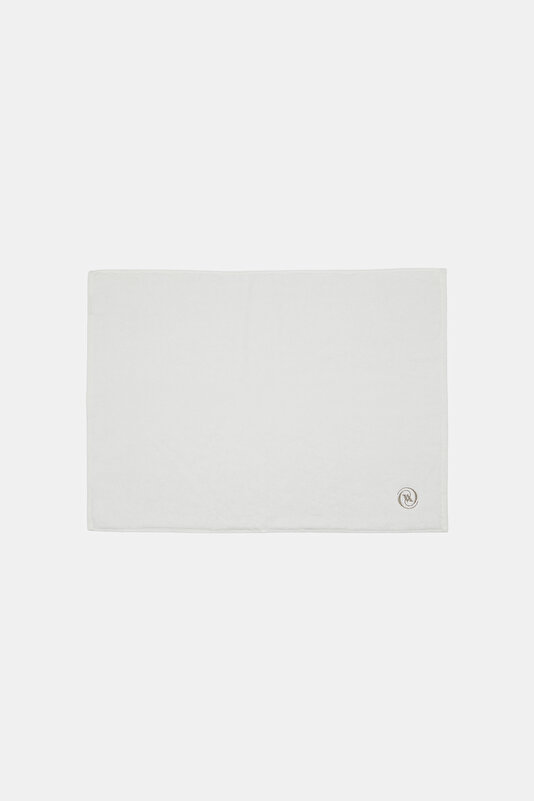 MONOGRAM NAKIŞLI AYAK HAVLUSU