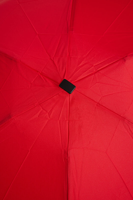 RED UMBRELLA 3