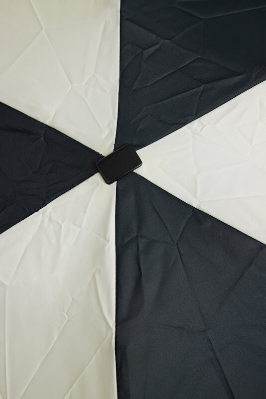 PRINTED ECRU UMBRELLA 3
