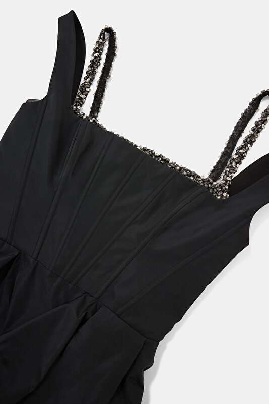 DRESS 3