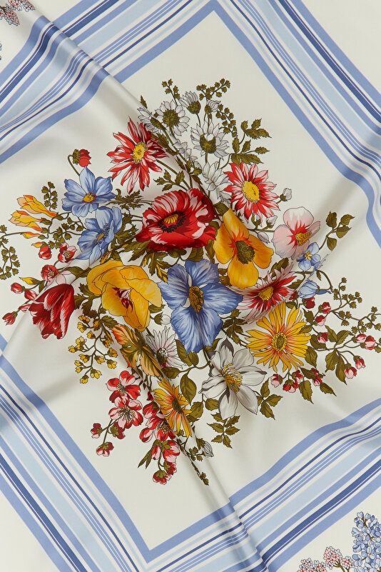 BLUE FLORAL PATTERN TWILL SCARF 2