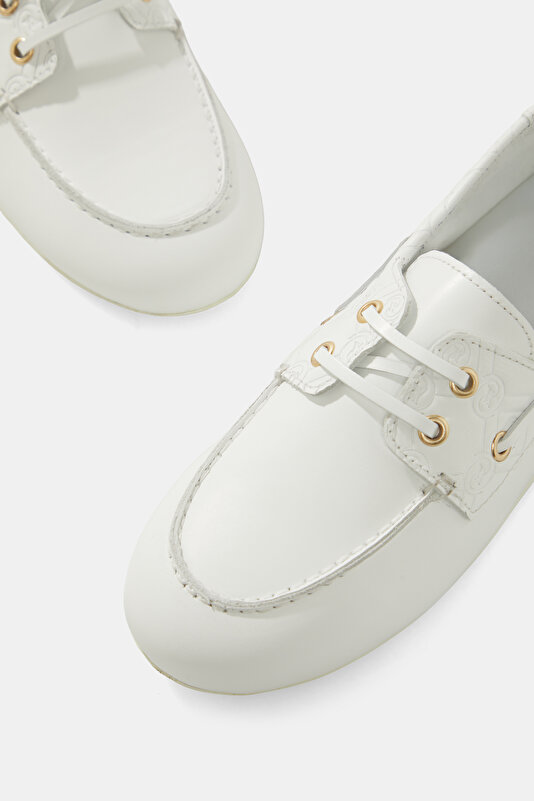 WHITE MONOGRAM LEATHER SHOE 4