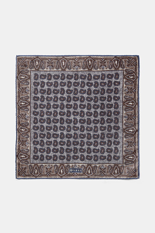 POCKET SQUARE