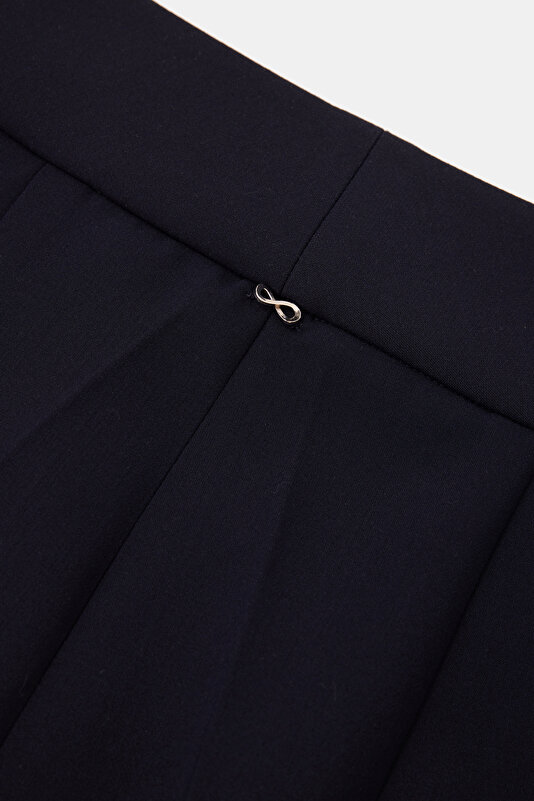 NAVY BLUE STRAIGHT TROUSERS 4