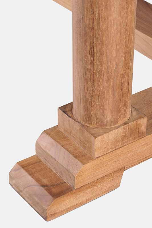 DINING TABLE 3