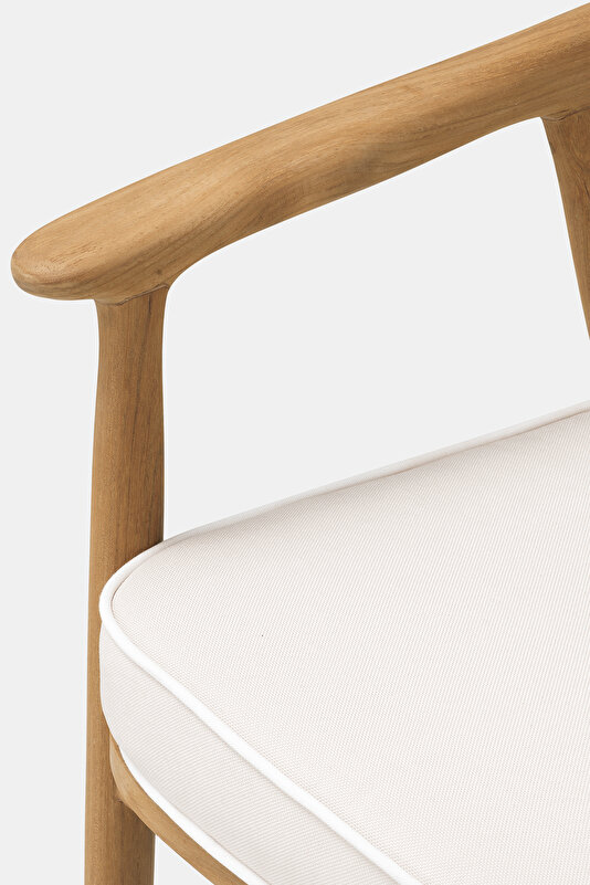 CHAIR 4