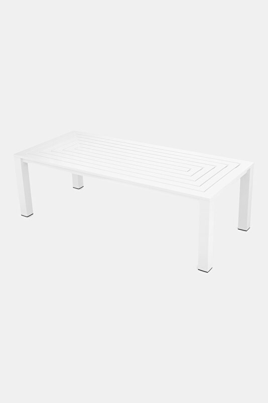 DINING TABLE 4