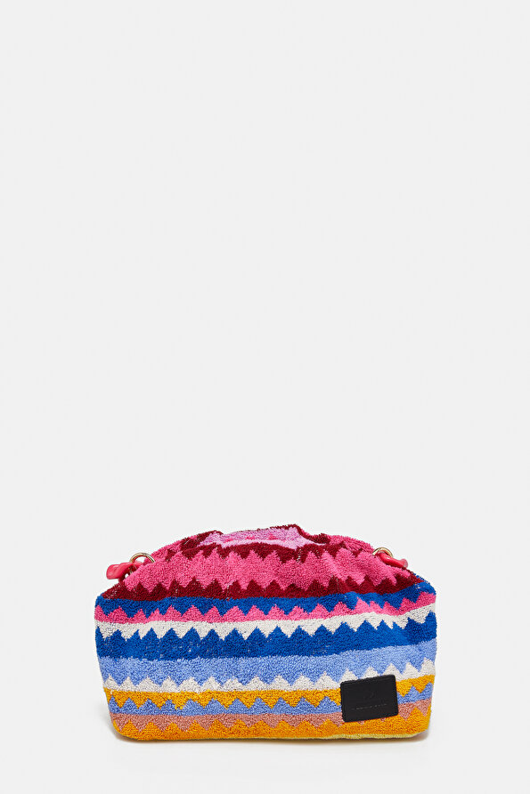 MULTICOLOR DESIGN FILLED BAG