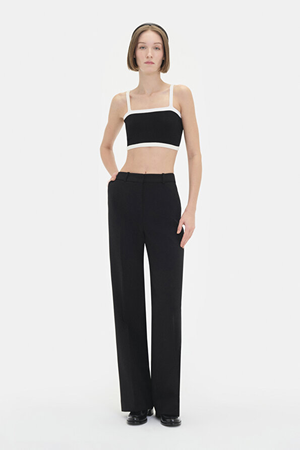 BLACK STRAIGHT CUT TROUSERS