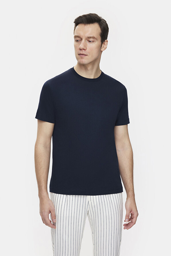 NAVY BLUE BASIC / ROUND NECKLINE SHORT SLEEVE TSHIRT