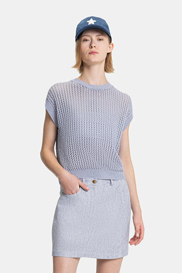 BLUE BASIC / ROUND NECKLINE