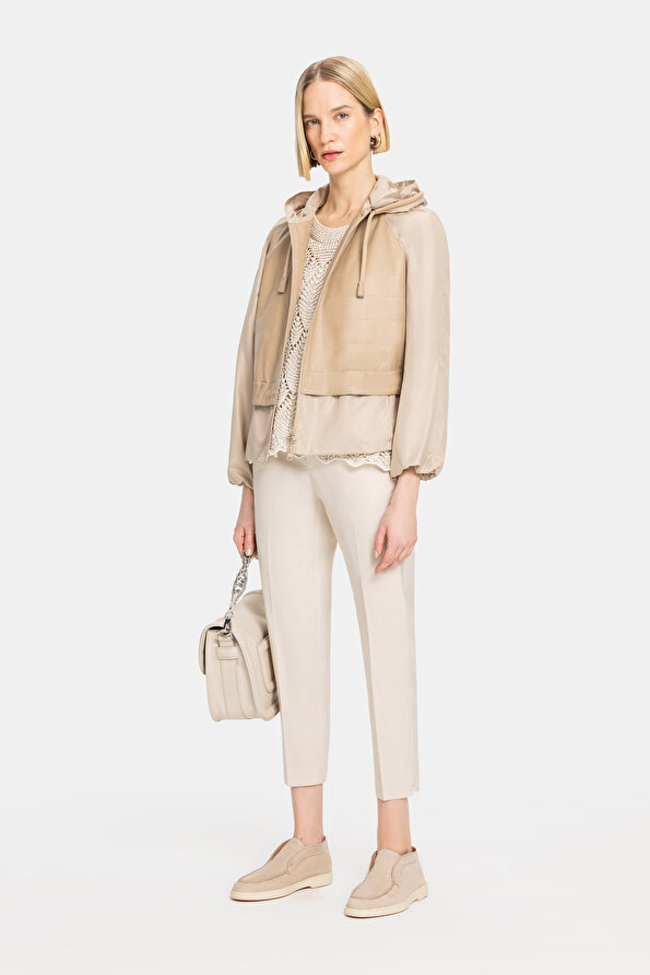 BEIGE COAT