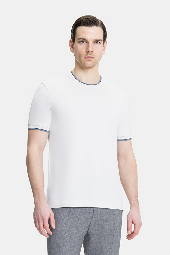 SAND BASIC / ROUND NECKLINE SHORT SLEEVE TSHIRT