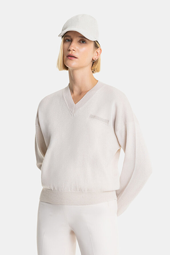 BEIGE V NECK TRICOT