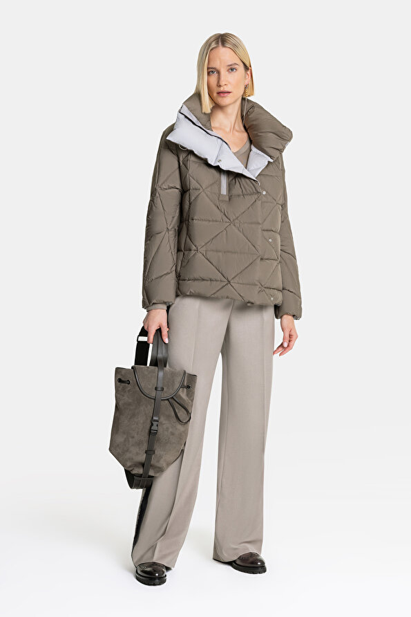 KHAKI COAT