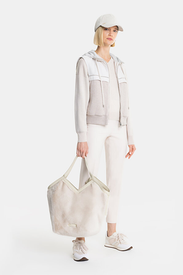 BEIGE HOODIE VEST